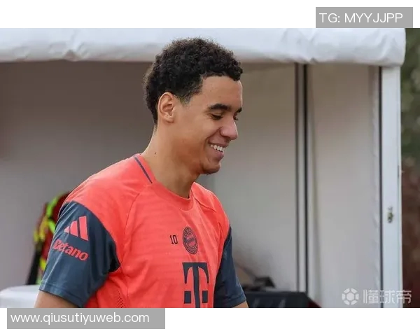 戴维斯参与合练复出在即穆西亚拉预计明年初回归球队 戴维斯参与合练复出在即穆西亚拉预计明年初回归球队