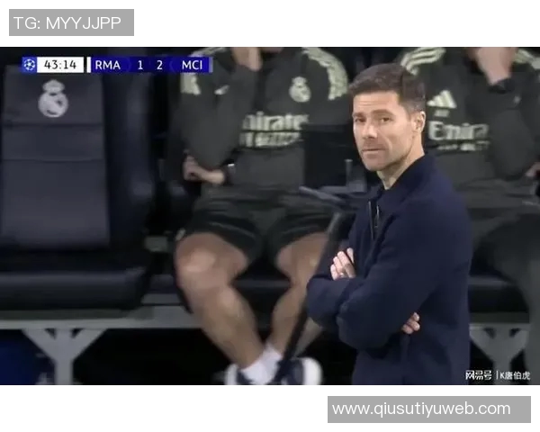 小法谈教练不公阿隆索称赞帕斯表现引发热议